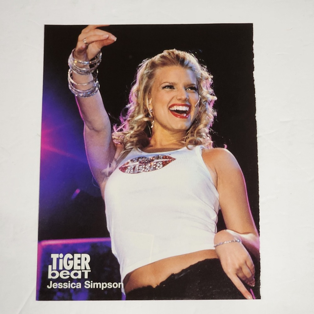 Jessica Simpson Vintage Tiger Beat Magazine Pin-Up Poster Clipping 8x10.5